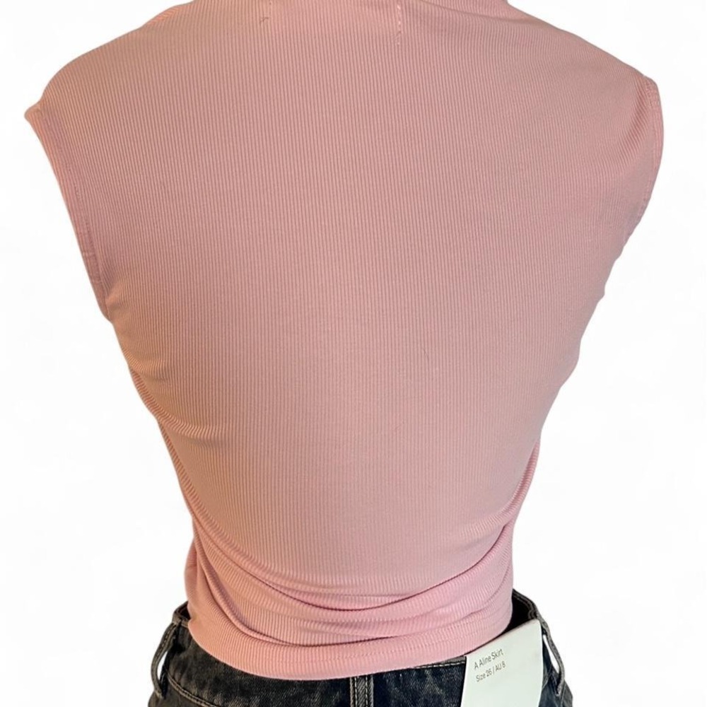 Pink top - Picture 4 of 5